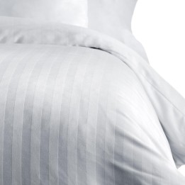 MILOS Funda para relleno Nórdico en Jacquard rayas paralelas en capa superior/Percal